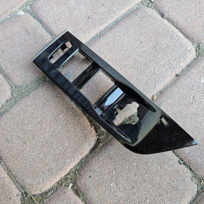 Obudowa osłona przełącznika boczka drzwi OPEL ASTRA L 6 VI 9840228980