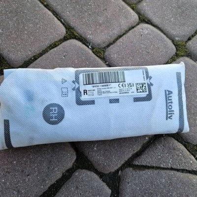 Poduszka fotelówka prawa AIRBAG Peugeot 308 OPEL ASTRA L 6 VI 9846939880