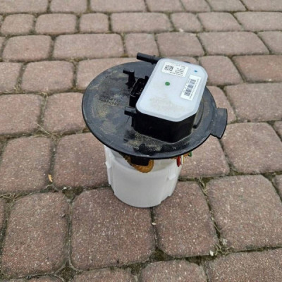 Pompa pompka paliwa zbiornika 1.2THP OPEL ASTRA L 6 VI 9830956580