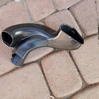 Rura nadmuchu nawiewu na nogi nagrzewnica Opel Insignia B 39011375