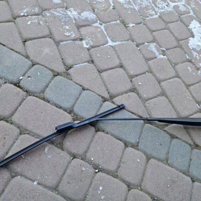 Wycieraczka szyby tył tylny HB ramie pióro Opel Insignia B 13475096