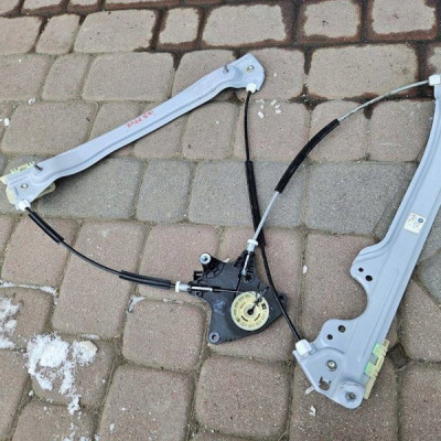 Podnośnik szyby przód przedni prawy EUROPA Opel Insignia B 39138554