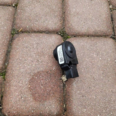 Mechanizm bębenek stacyjki czujnik Opel Corsa E 13496392