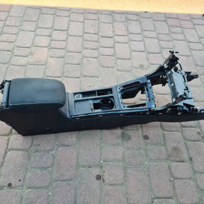 Tunel środkowy deski podłokietnik EU Volkswagen Golf 7 VII