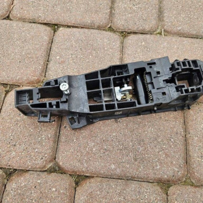 Podstawa klamki przód przednia lewa Opel Astra L 9849924280