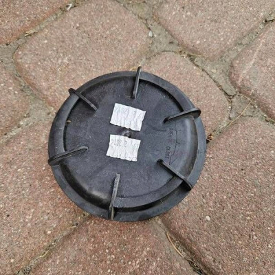 Zaślepka lampy przód przedniej Ford Fokus MK3 Opel Meriva B VP9PMX-13K060-A