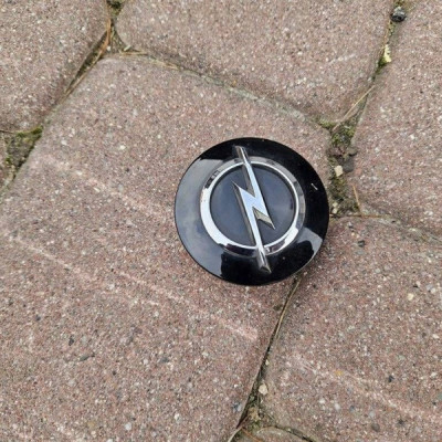 Dekielek kapselek felgi 59mm Astra K Insignia B Opel Corsa E 13276164