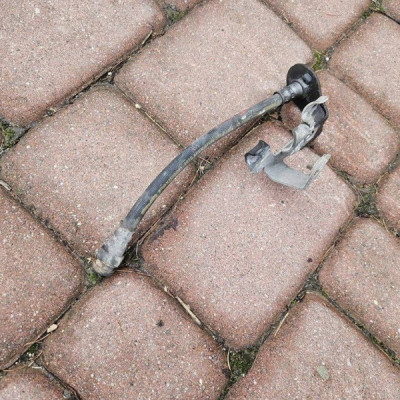 Przewód hamulcowy tył tylny zacisku ABS Opel Corsa E