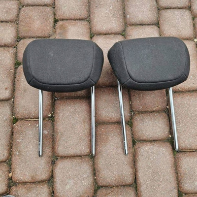 Zagłówek kanapy tył tylnej boczny fotela Opel Corsa E