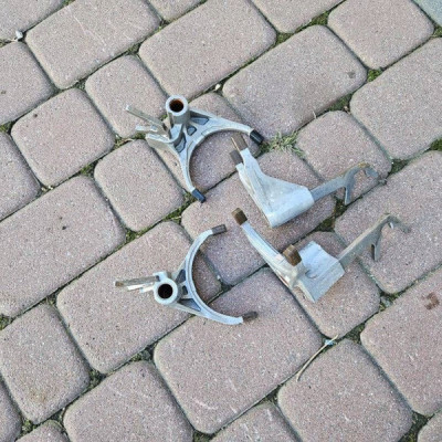 Element skrzyni biegów widelek komplet widełki M32 Opel Astra K 55599030