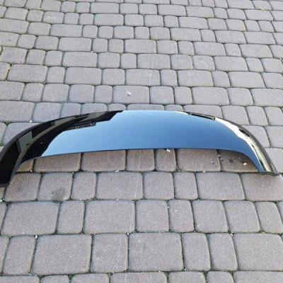 Spojler klapy tył bagażnika kombi Z22Y Opel Astra K 39117584