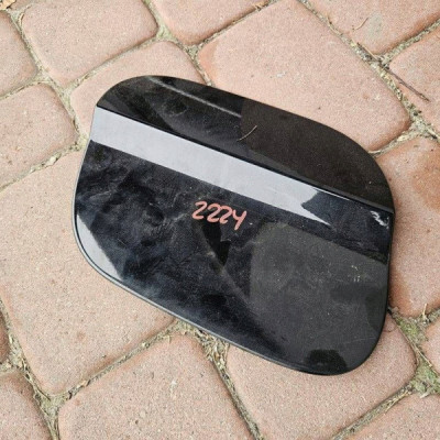 Klapka wlewu paliwa czarna Z22Y Opel Astra K 13482519