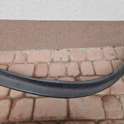 Hokej dokładka zderzaka prawa - USZKODZONA Opel Astra K 39130505