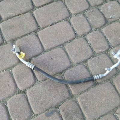 Przewód klimatyzacji 1.2i - szczelny delikatnie wygię Opel Astra K 39171884