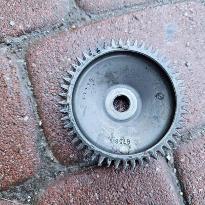 Koło wałka rozrządu 55565668 głowicy 2.0CDTI Opel Insignia A B756