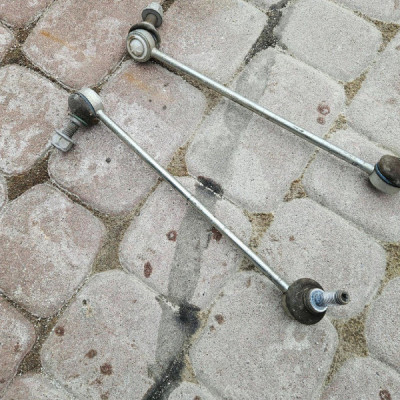 Stabilizator zawieszenia końcówka drążek OPC Opel Insignia A 13285628