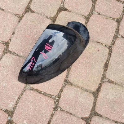 Obudowa osłona lusterka prawa Z22c czarna Opel Insignia A