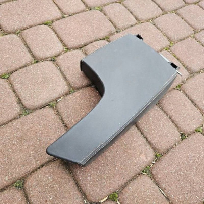 Podłokietnik skóra skórzany tunelu srodkowego EUROPA Opel Insignia A