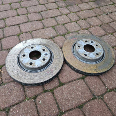 Tarcze przód przednie hamulcowe komplet wentylowane Opel Insignia A