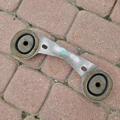 Wieszak mocowanie wydechu wspornik tłumika 1 Opel Insignia A 13229794