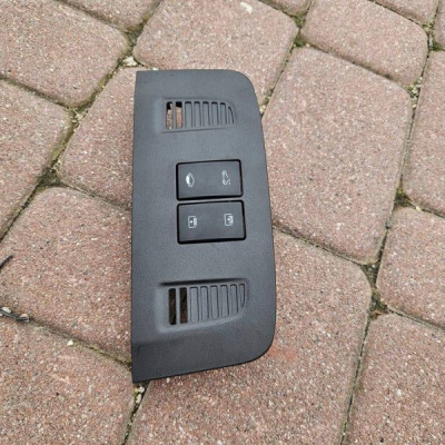 Przełącznik szyberdachu lampki podsufitki Opel Insignia A 22948494