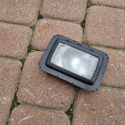 Lampa oświetlenie kabiny podsufitki lewa Opel Insignia A L0102295AC
