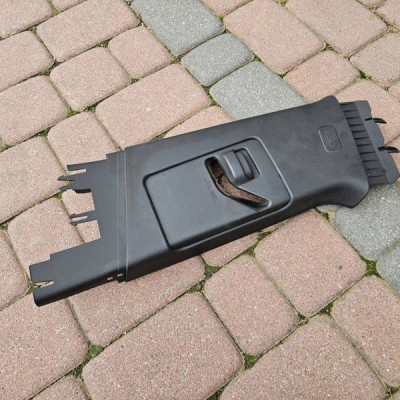 Obudowa osłona słupka środkowego czarna lewa Opel Insignia A 22782541