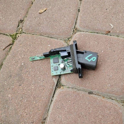 Moduł sterownik szyb przód lewych przednich EU Opel Insignia A 915722-103