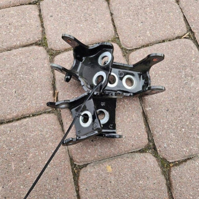 Zawiasy zawias drzwi tył tylnych prawych komplet OPEL ASTRA L 6 VI