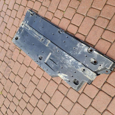 Obudowa osłona podwozia podłoga lewa YARIS Toyota Aygo X 58166-K0010