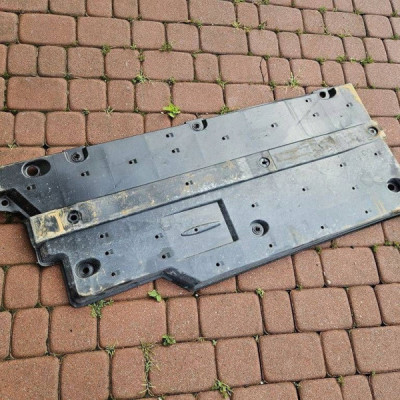 Obudowa osłona podwozia podłoga prawa YARIS Toyota Aygo X 58165-K0010