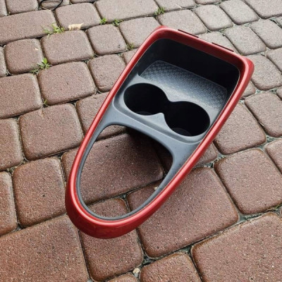 Obudowa osłona ramka zmiany biegów czerwona Toyota Aygo X 58804-0H060