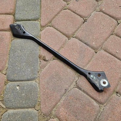 Belka wzmocnienie zderzaka okular lampy przód prawy Opel Astra K