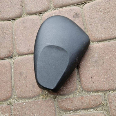 Plastik obudowa osłona fotela kierowcy lewy Toyota Aygo X 71862-0H010