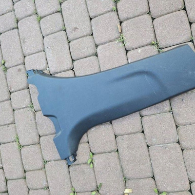 Obudowa osłona słupka prawa środkowego Toyota Aygo X 62413-0H030