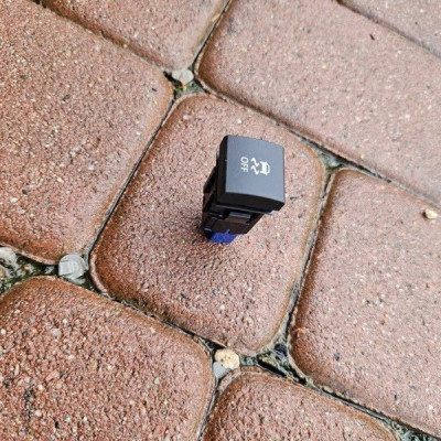 Przełącznik włącznik systemu ESP trakcji Toyota Aygo X F693