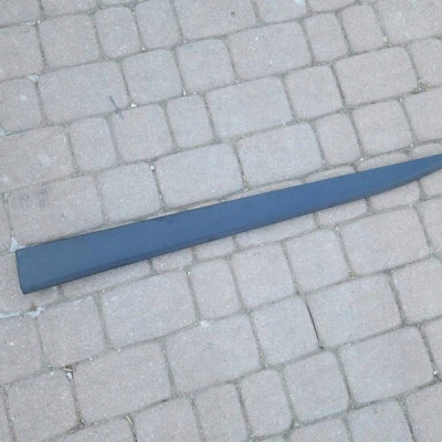 Listwa drzwi przód przednich lewych Toyota Aygo X 75072-0H010